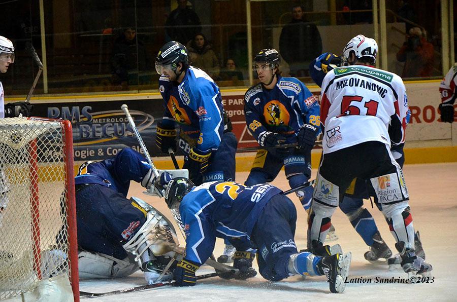 Chamonix  4 - 3 Briançon 