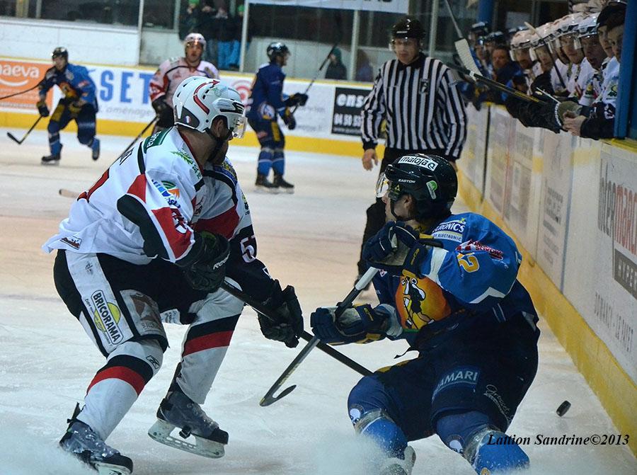 Chamonix  4 - 3 Briançon 