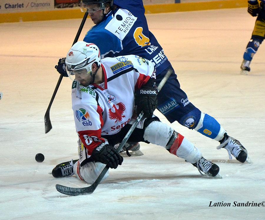 Chamonix  4 - 3 Briançon 