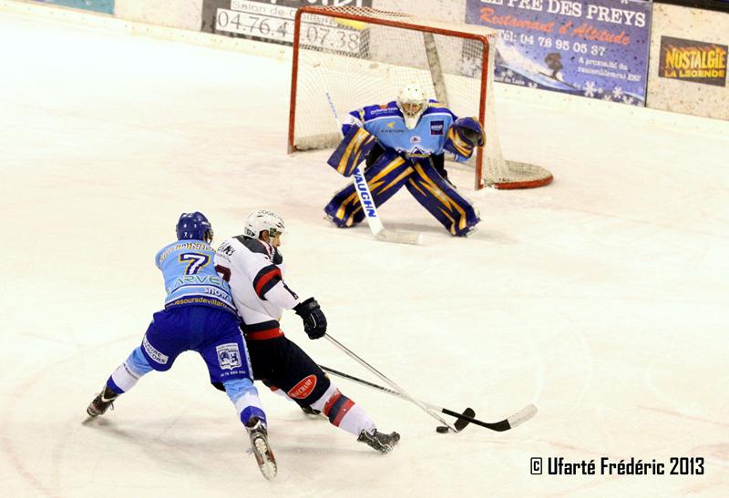 Villard-de-Lans 4 - 6 Grenoble 