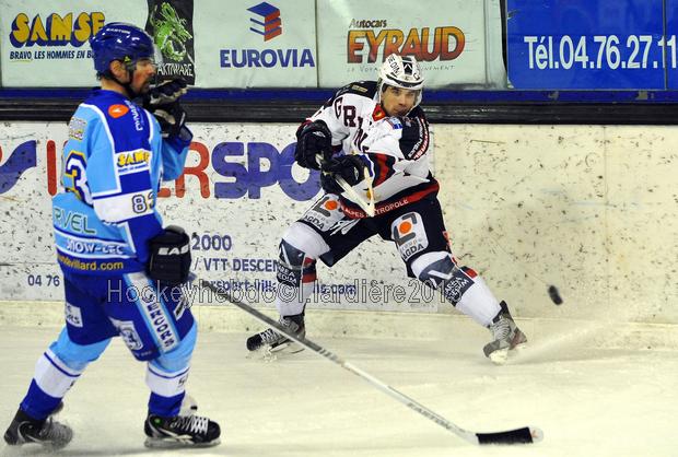 Villard-de-Lans 4 - 6 Grenoble 