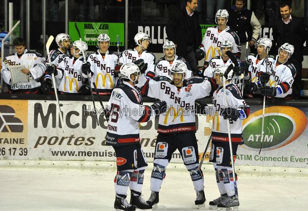 Villard-de-Lans 4 - 6 Grenoble 