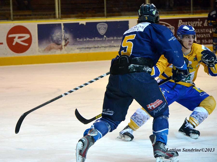 Chamonix  3 - 4 Dijon 