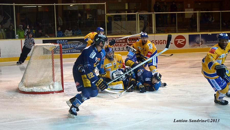Chamonix  3 - 4 Dijon 