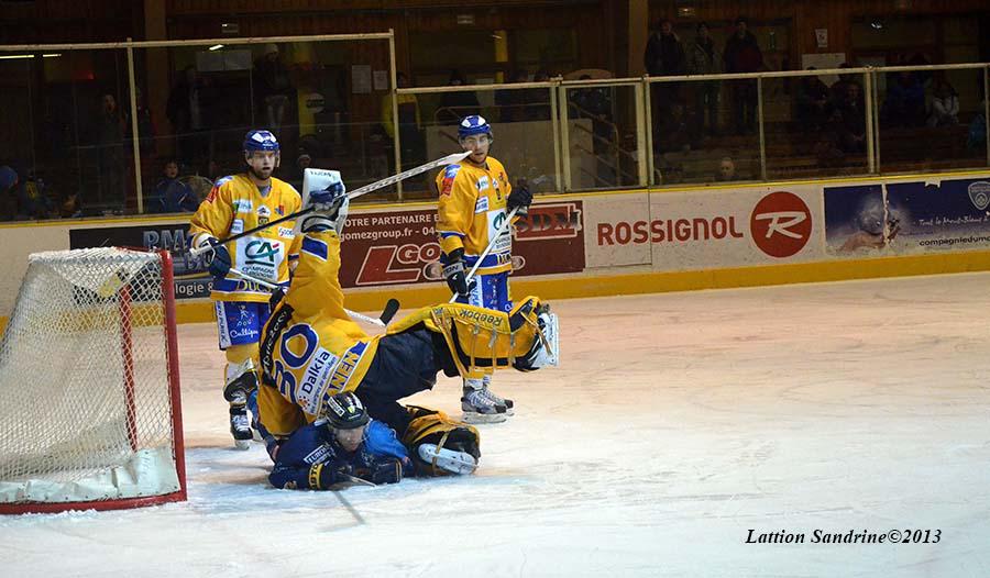 Chamonix  3 - 4 Dijon 