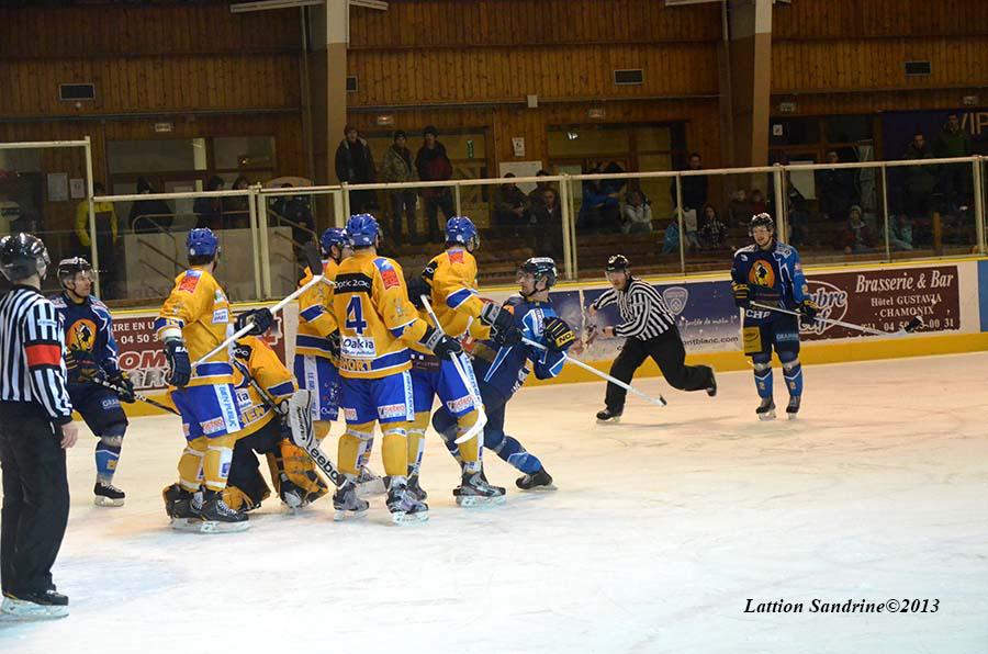 Chamonix  3 - 4 Dijon 
