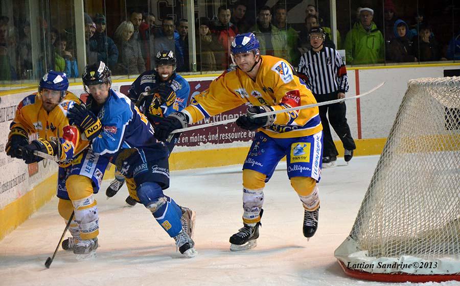 Chamonix  3 - 4 Dijon 