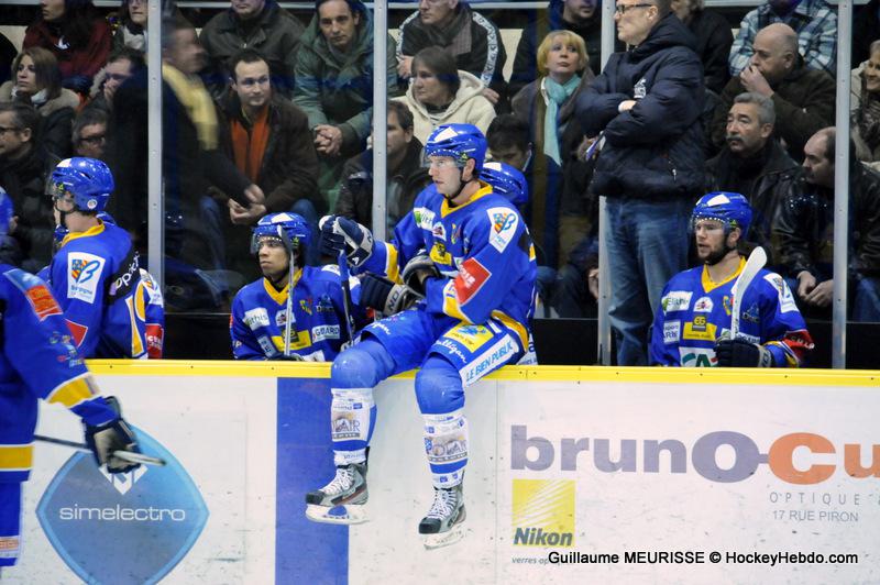 Dijon  6 - 4 Briançon 