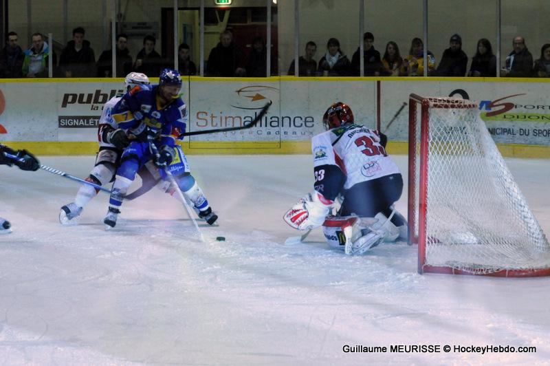 Dijon  6 - 4 Briançon 