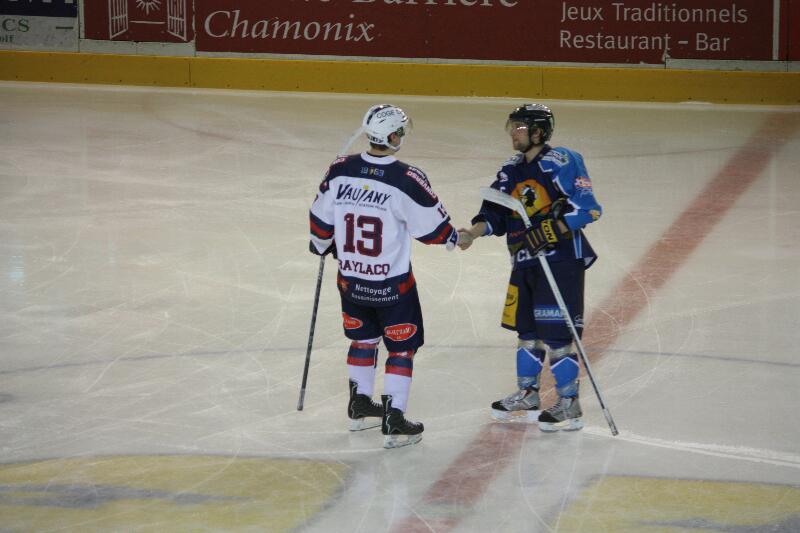 Chamonix  6 - 4 Grenoble 