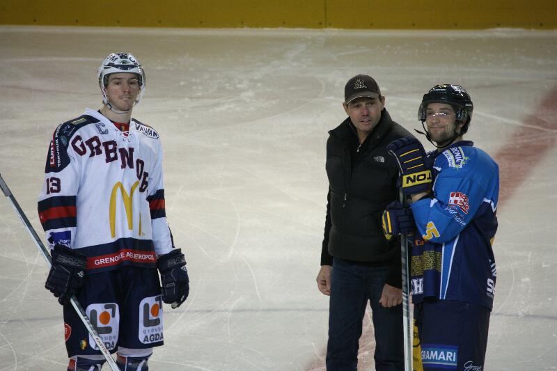Chamonix  6 - 4 Grenoble 