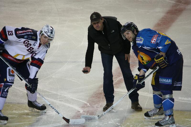 Chamonix  6 - 4 Grenoble 