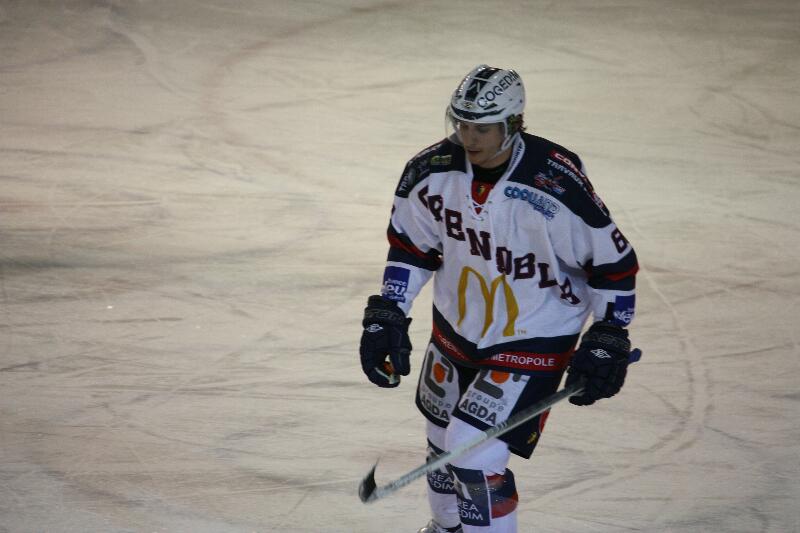 Chamonix  6 - 4 Grenoble 