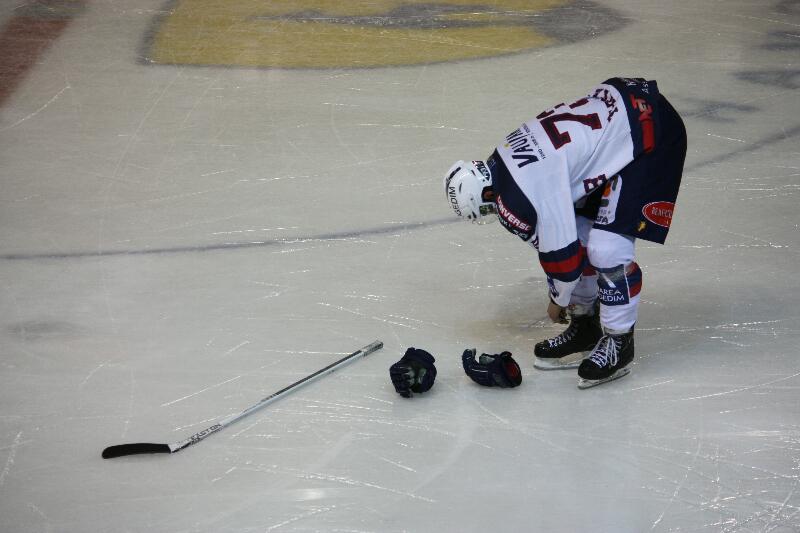 Chamonix  6 - 4 Grenoble 