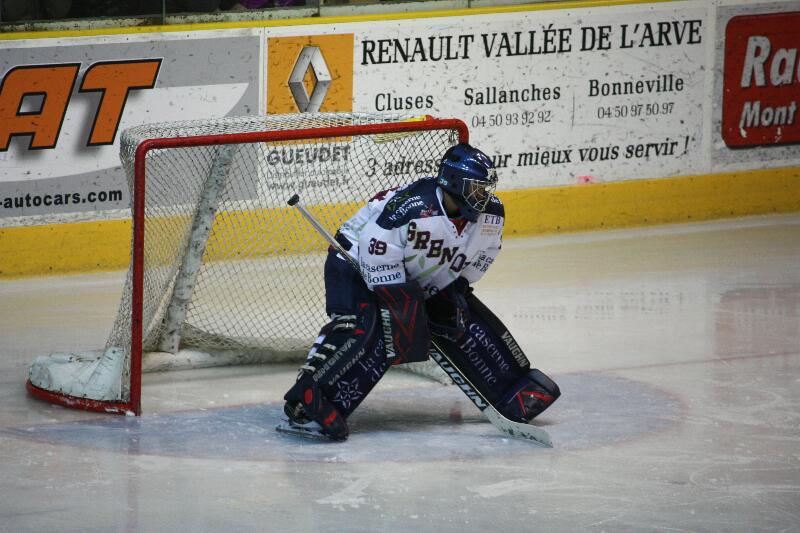 Chamonix  6 - 4 Grenoble 
