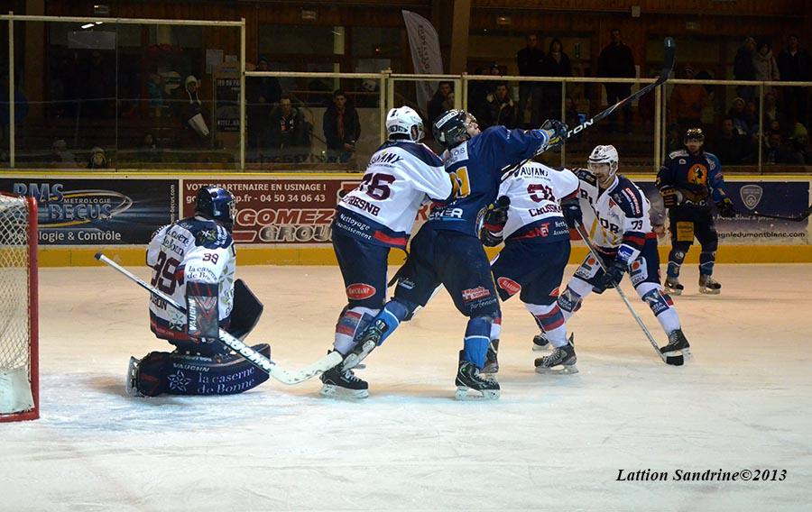 Chamonix  6 - 4 Grenoble 