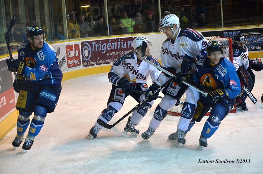 Chamonix  6 - 4 Grenoble 
