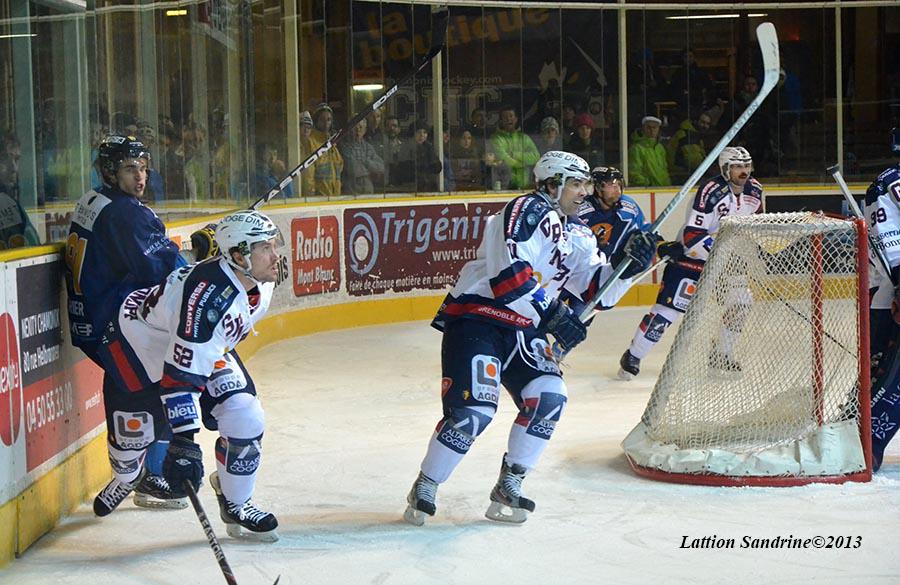 Chamonix  6 - 4 Grenoble 