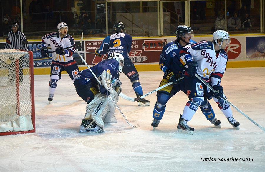 Chamonix  6 - 4 Grenoble 