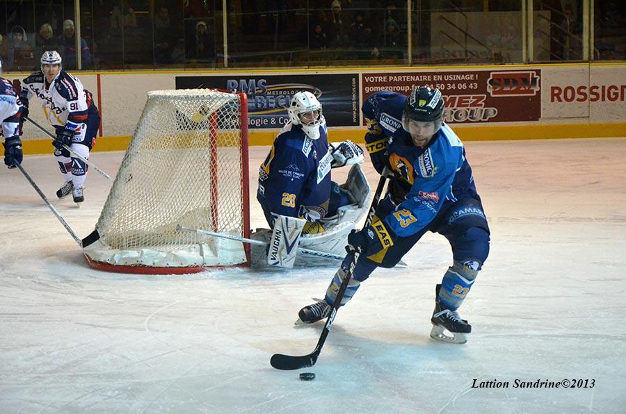 Chamonix  6 - 4 Grenoble 