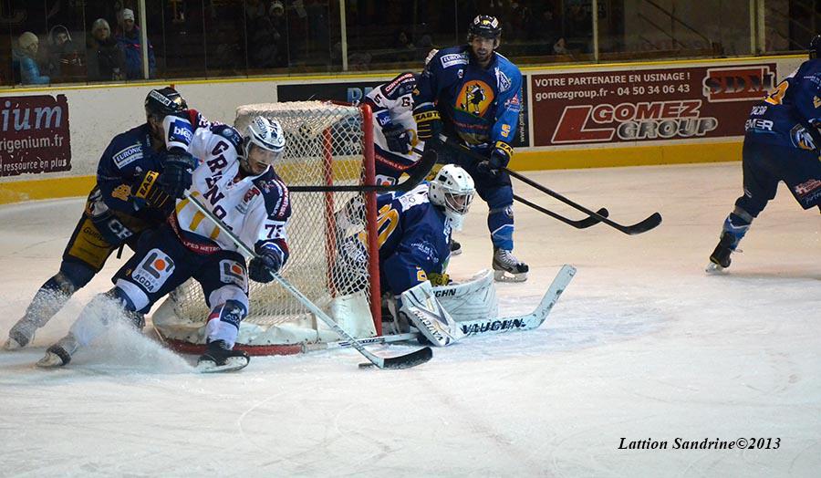 Chamonix  6 - 4 Grenoble 