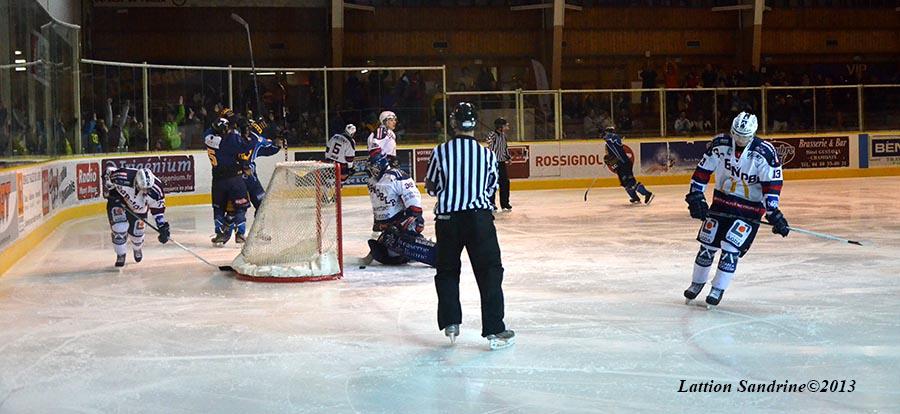 Chamonix  6 - 4 Grenoble 