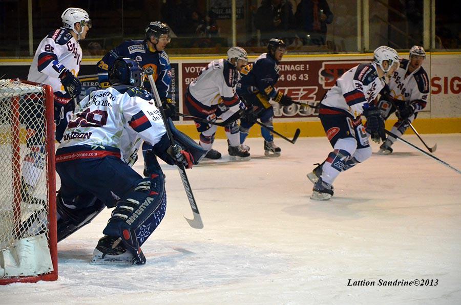 Chamonix  6 - 4 Grenoble 
