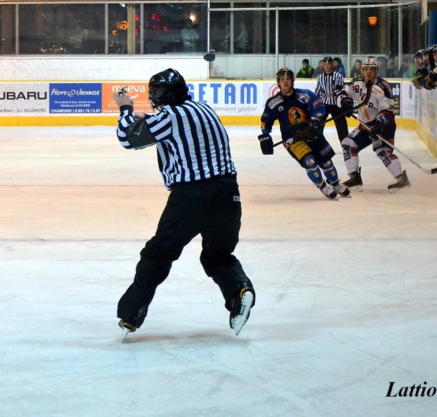 Chamonix  6 - 4 Grenoble 