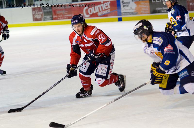 Angers  2 - 4 Chamonix 