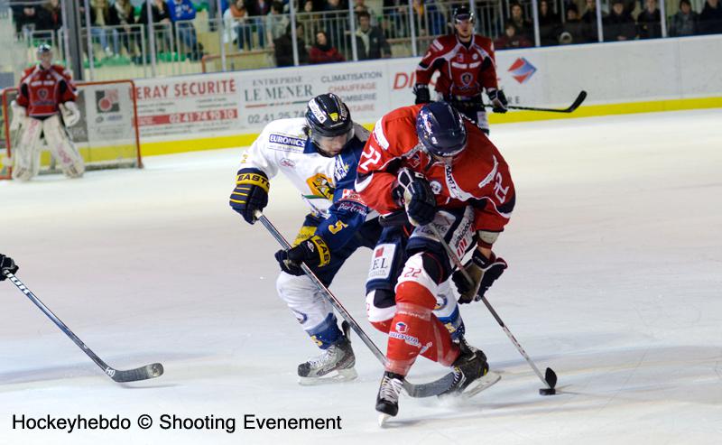 Angers  2 - 4 Chamonix 