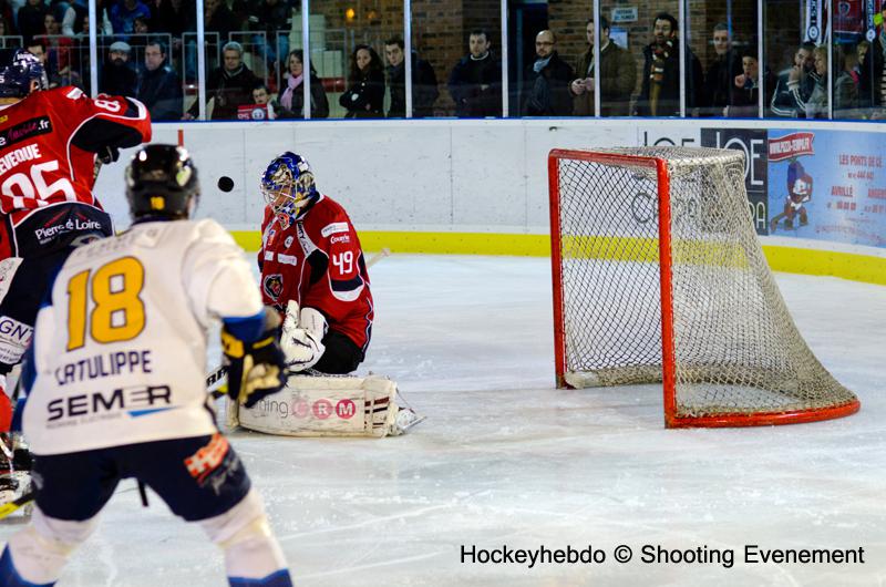 Angers  2 - 4 Chamonix 