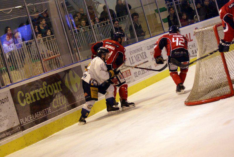 Angers  2 - 4 Chamonix 