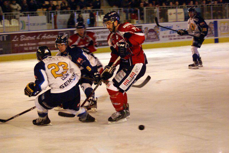 Angers  2 - 4 Chamonix 