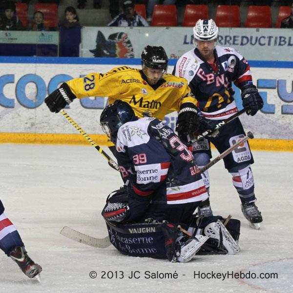 Grenoble  3 - 1 Rouen