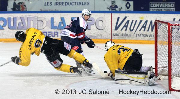 Grenoble  3 - 1 Rouen