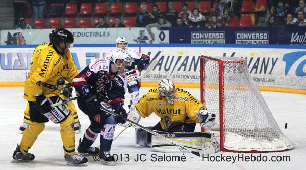 Grenoble  3 - 1 Rouen