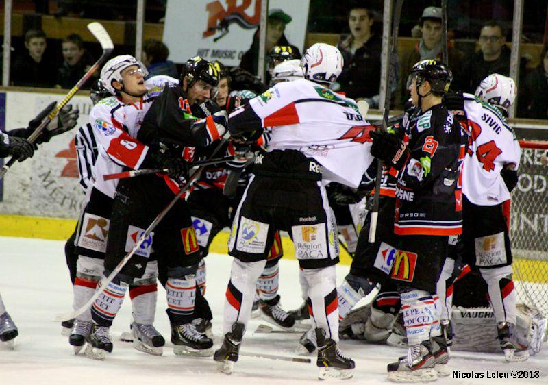 Amiens  3 - 5 Briançon 