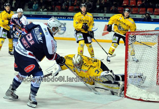 Grenoble  3 - 1 Rouen