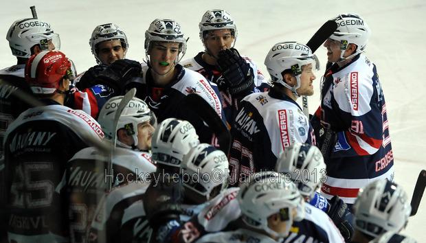 Grenoble  3 - 1 Rouen