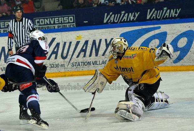 Grenoble  3 - 1 Rouen