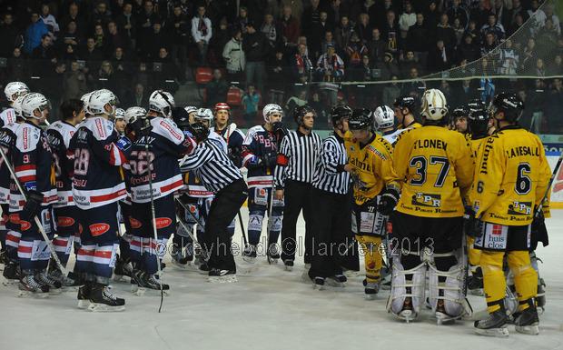 Grenoble  3 - 1 Rouen
