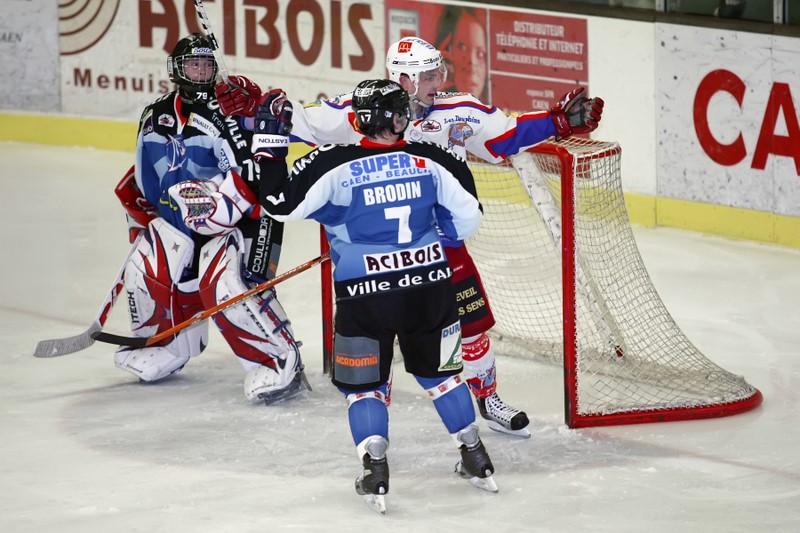 Caen  4 - 6 Epinal 