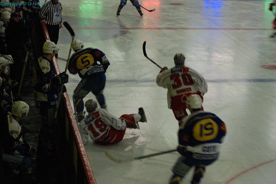 Avignon 7 - 4 Annecy