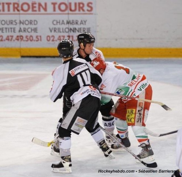 Photo hockey reportage D3 : Tours II - Anglet en images