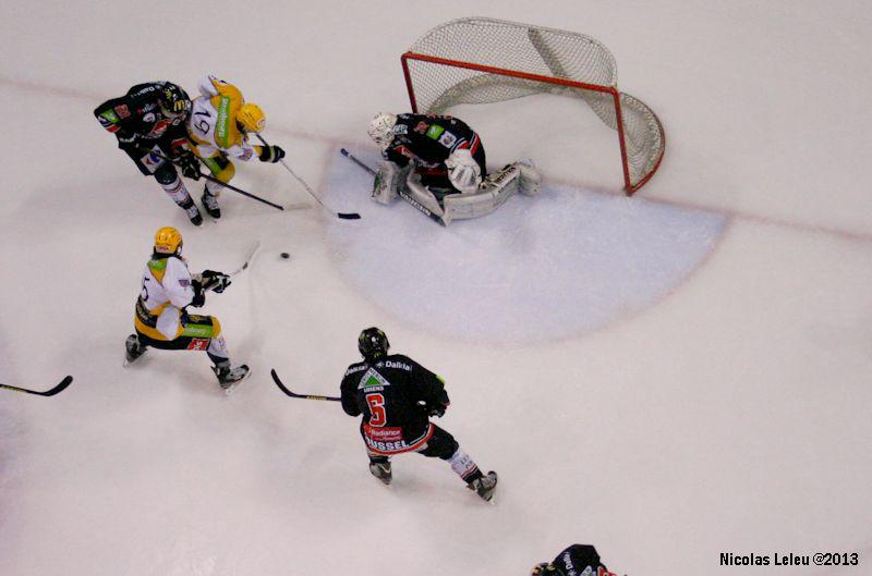 Amiens  3 - 4 Strasbourg 