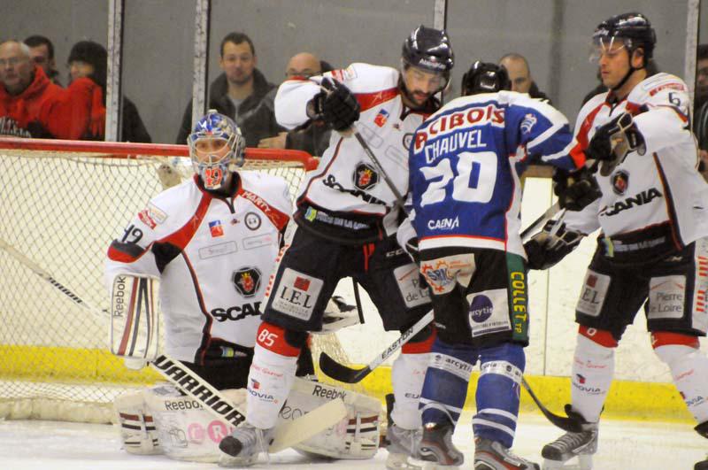 Caen  1 - 4 Angers 