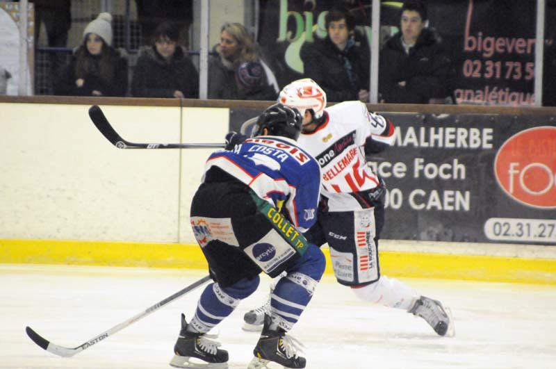Caen  1 - 4 Angers 