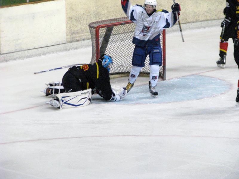 Besançon 4 - 4 Luxembourg