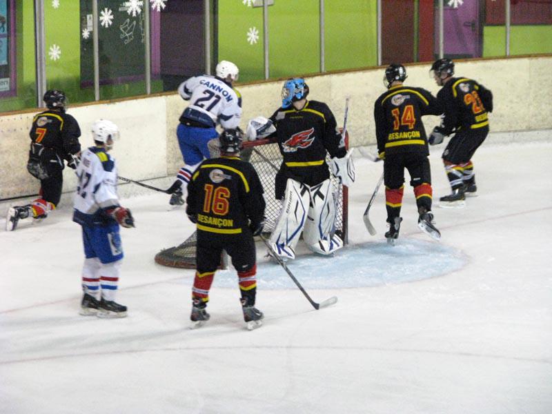 Besançon 4 - 4 Luxembourg