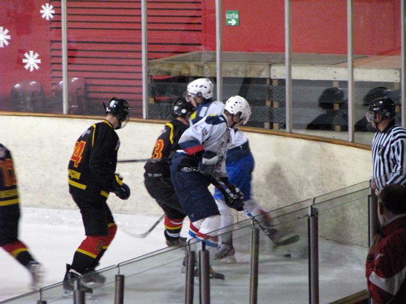 Besançon 4 - 4 Luxembourg